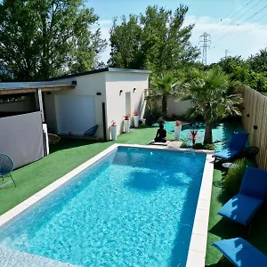 Appartement Jacuzzi Prive Piscine Commune, Portet-sur-Garonne